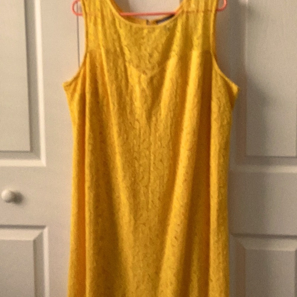 Sleeveless dress